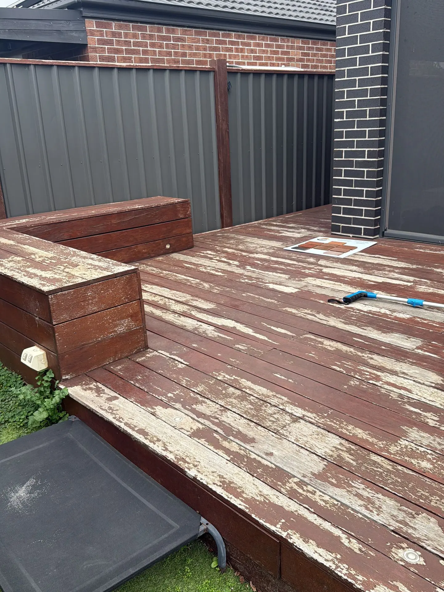 Guide explaining why timber deck finishes fail
